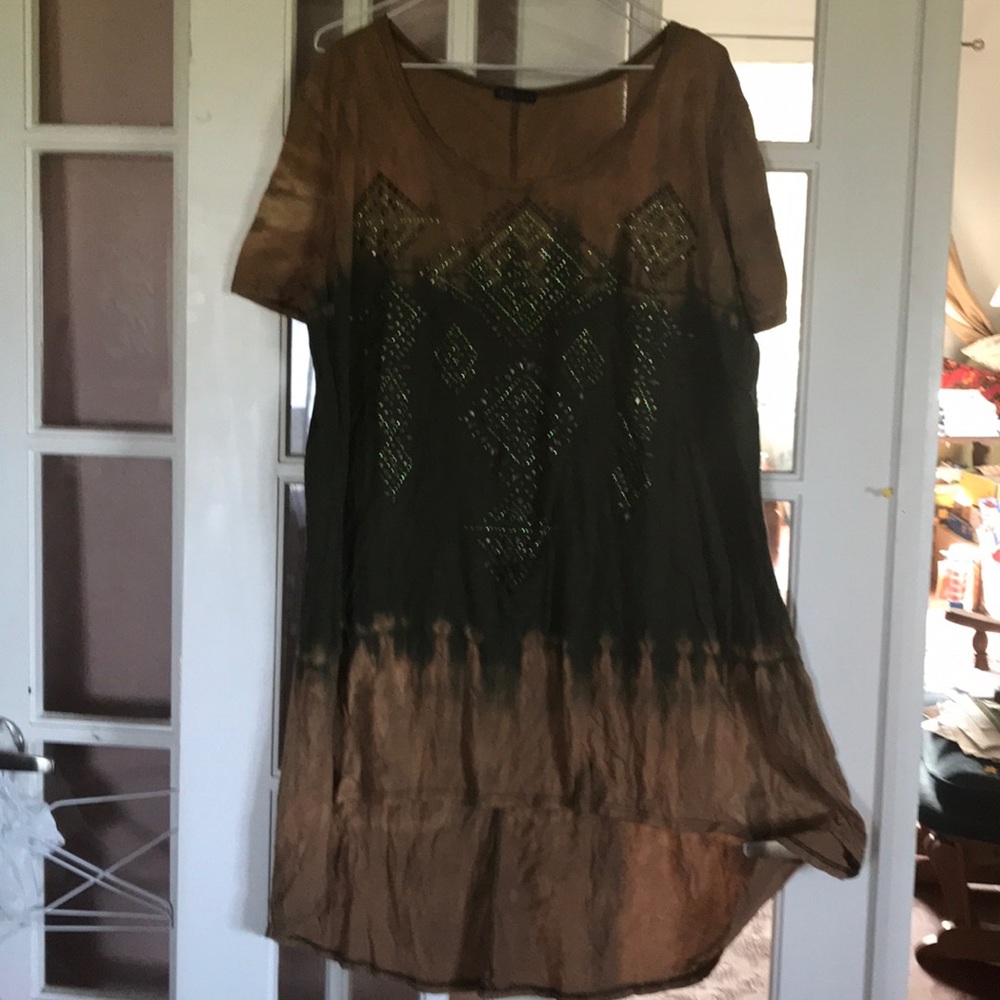 Woman’s plus size Tunic 2x